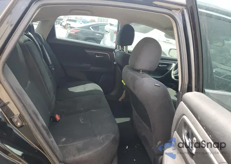 2015 Nissan Altima 2.5 из США, поврежденный, VIN 1N4AL3AP4FC192075